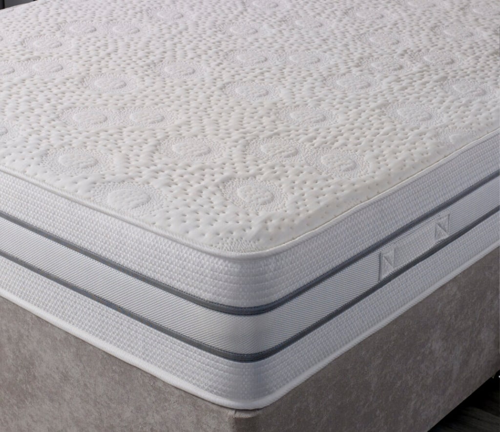 POCKET OLIVINE ENCAPSULATED 1-min